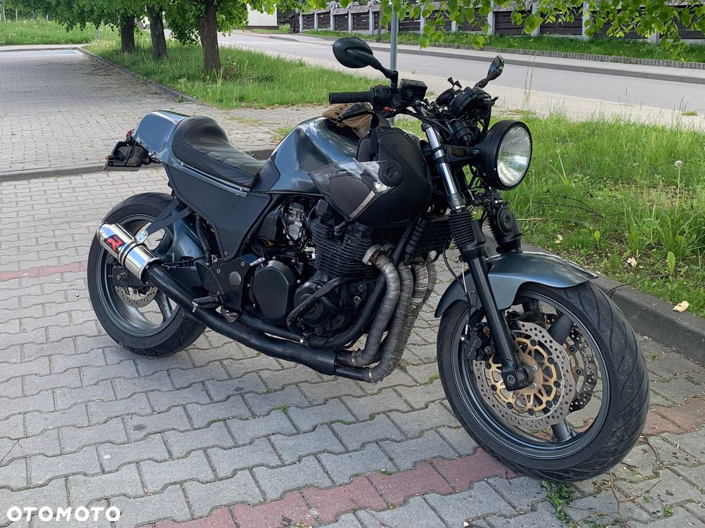 Kawasaki ZR - 1