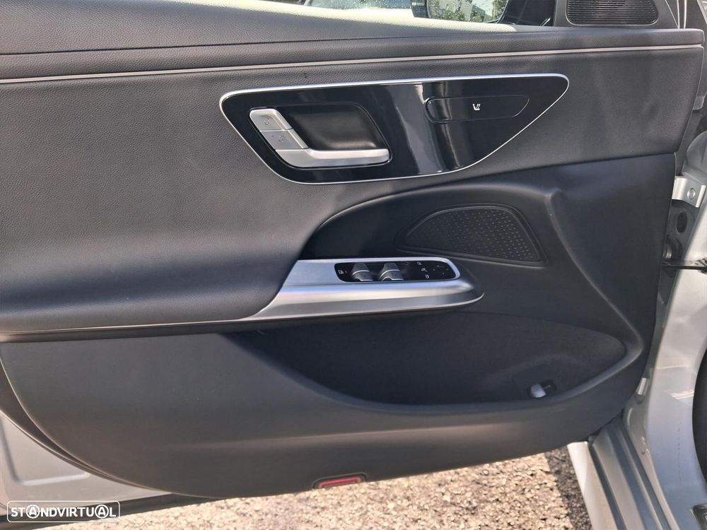 Mercedes-Benz E 220 d Avantgarde - 8