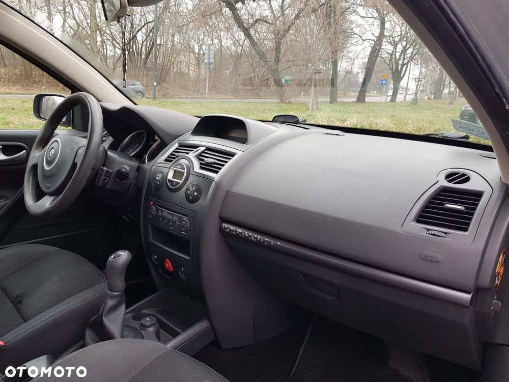 Renault Megane - 5