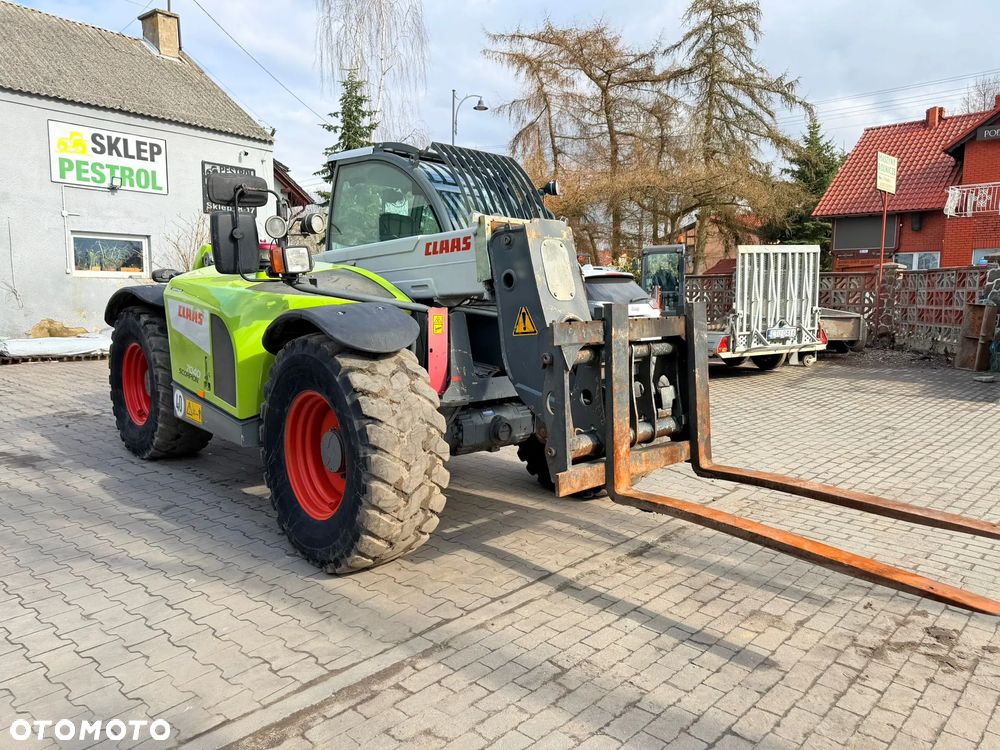Claas Scorpion 7040 Varipower - 8