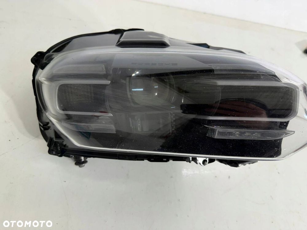 lampa prawy przód prawa przednia porsche taycan 9j1 eu - 6