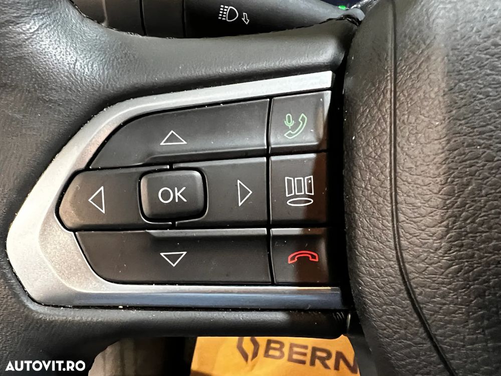 Jeep Compass - 11