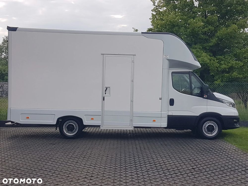Iveco DAILY KONTENER NISKOPODŁOGOWY 4,43x2,23x2,42 SKLEP BAR FOODTRUCK KAMPER KLIMA - 12