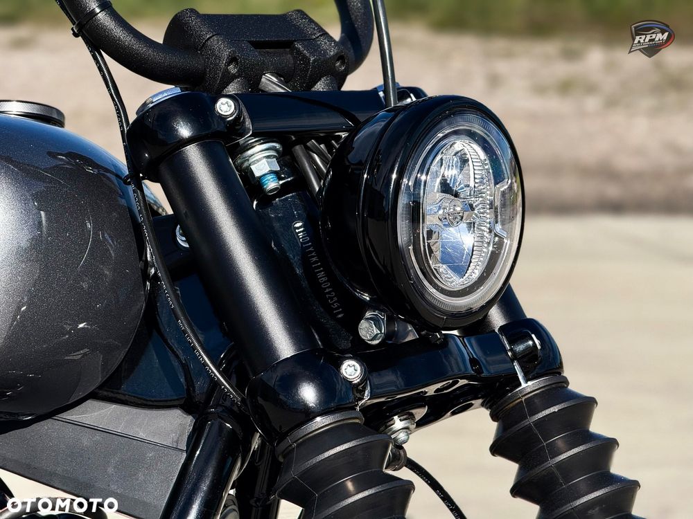 Harley-Davidson Softail Street Bob - 36