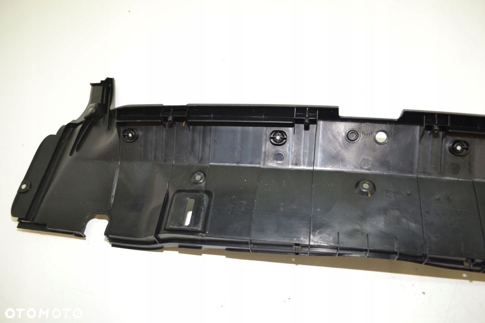 BMW E46 COUPE CABRIO MASKOWNICA OSŁONA PASA TYLNEGO 8204070 - 4