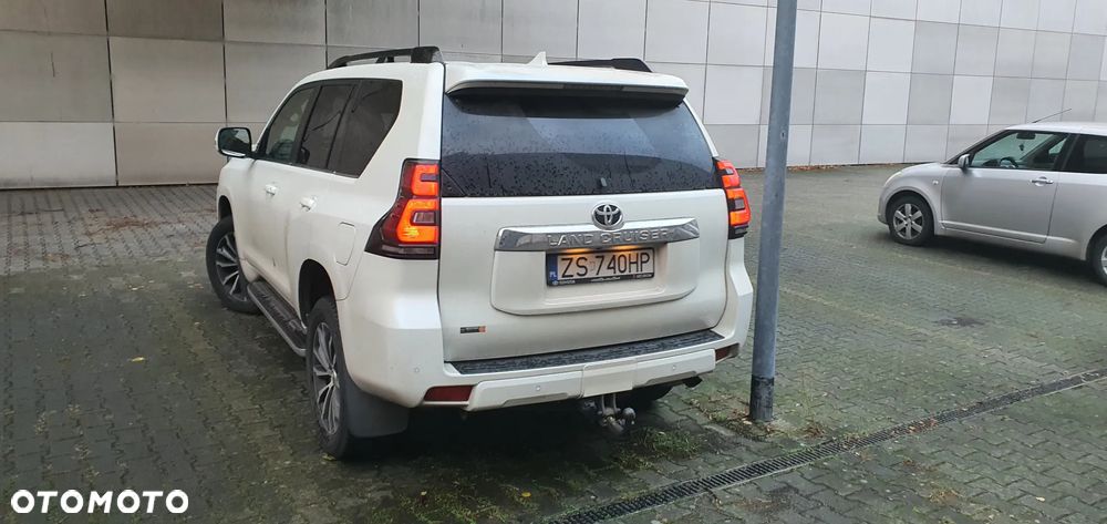 Toyota Land Cruiser LC 2.8 D-4D Invincible - 2