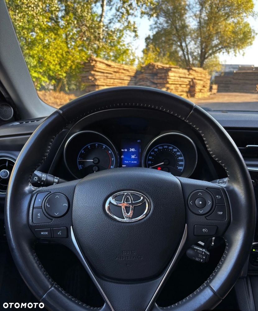 Toyota Auris 1.2 T Dynamic - 12