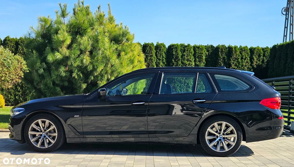 BMW Seria 5 530d xDrive Sport Line - 12