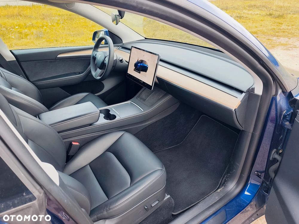 Tesla Model Y Standard - 15