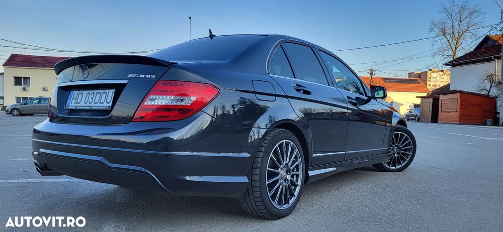Mercedes-Benz C 220 CDI Avantgarde Edition - 3