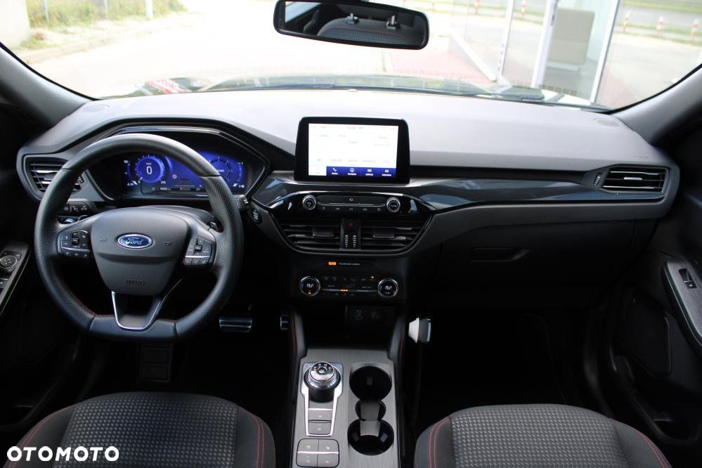 Ford Kuga - 13