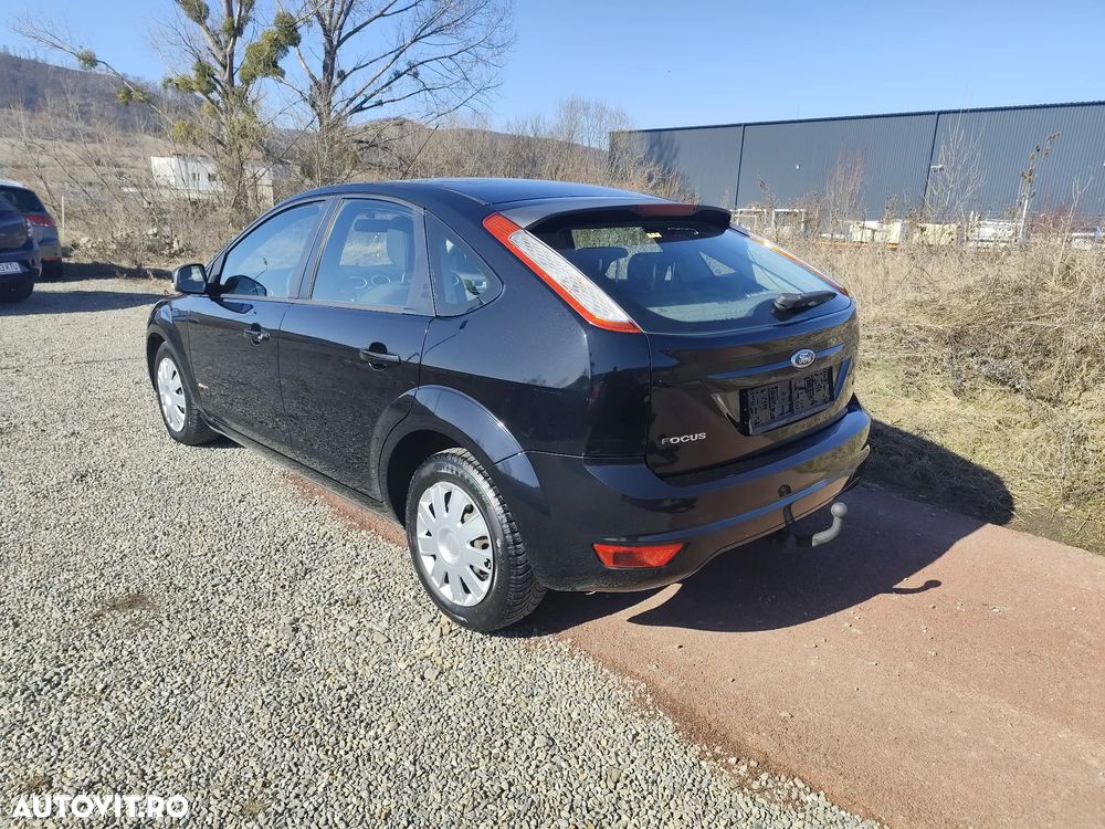 Ford Focus 1.6 TDCI Ambiente - 3