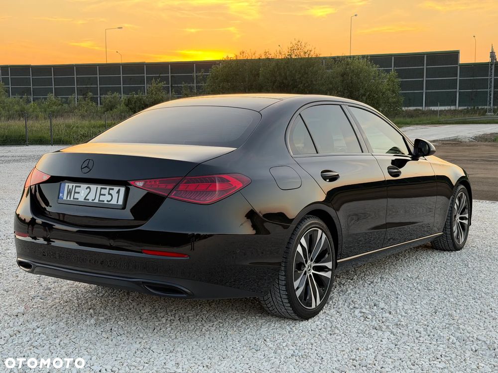 Mercedes-Benz Klasa C 180 mHEV Avantgarde - 8