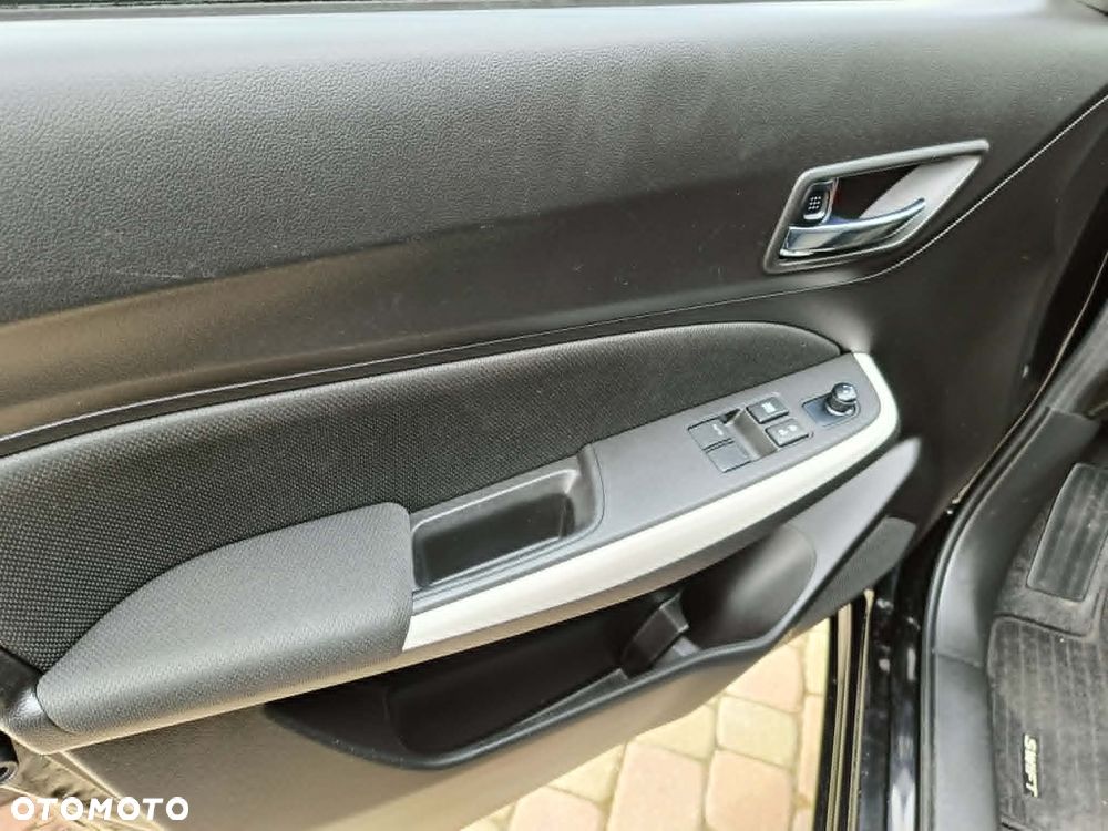 Suzuki Swift 1.2 Dualjet Hybrid Allgrip MT Comfort+ - 17