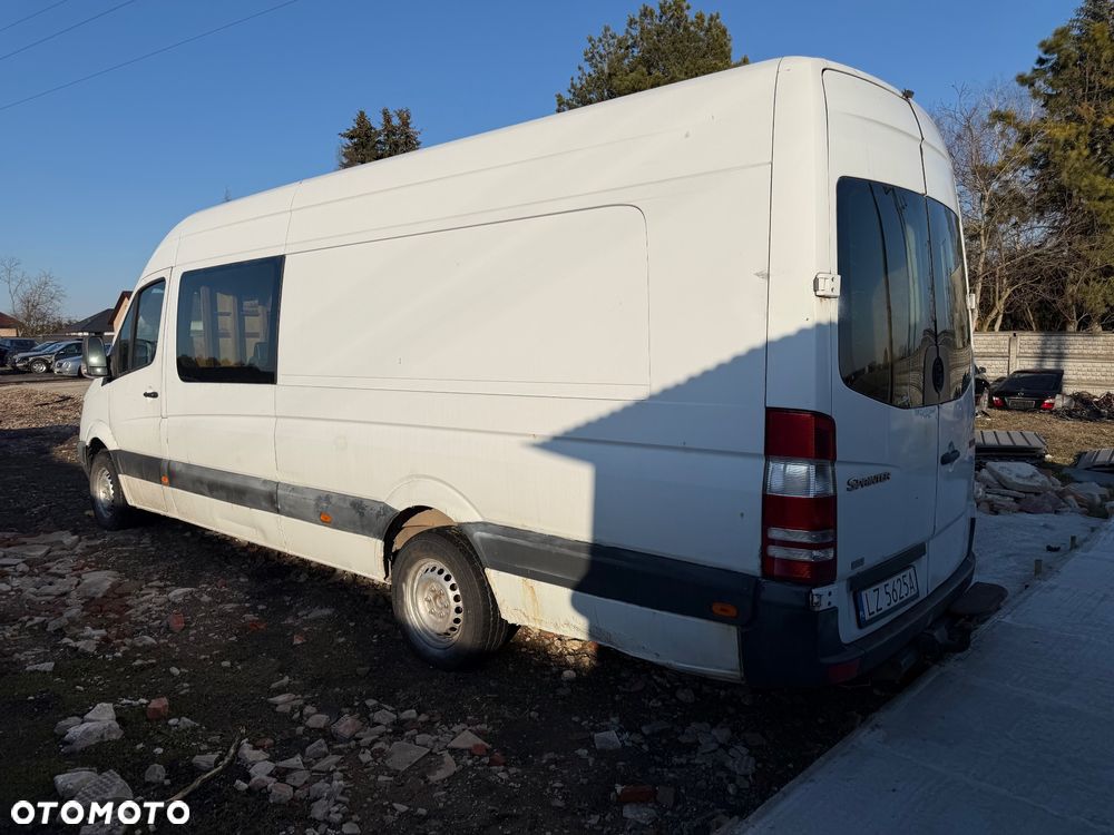Mercedes-Benz Sprinter - 4