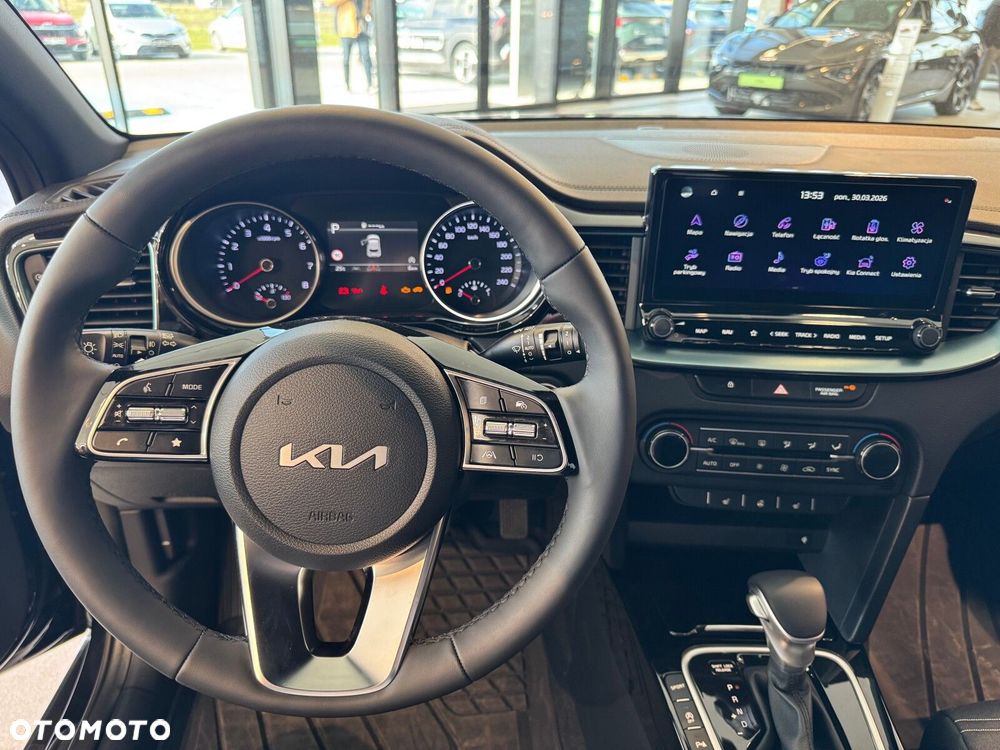 Kia XCeed - 10