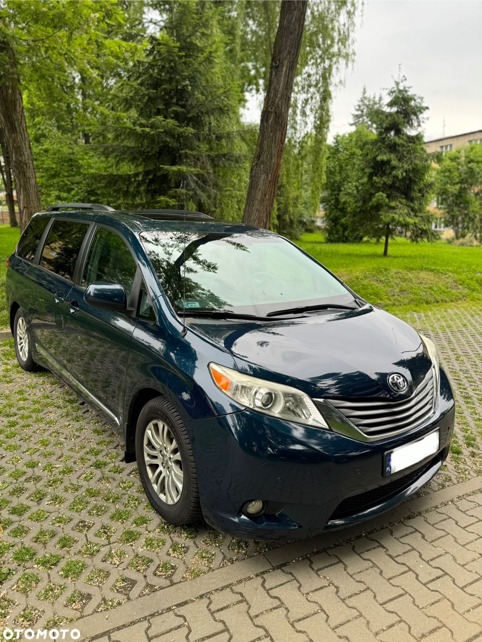 Toyota Sienna 3.5 V6 - 1