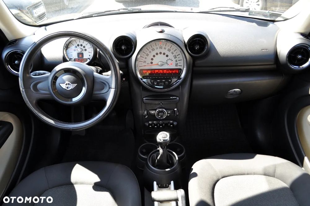 MINI Countryman One - 23