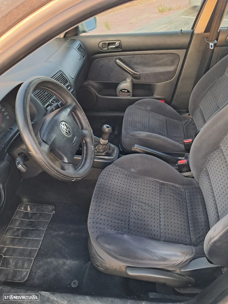 VW Golf 1.4i 25 Anos - 6