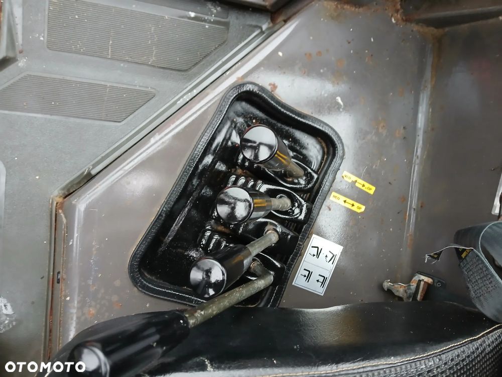 Manitou M26-4 4x4 2004 2100h maszt 10m kosz sprowadzony - 28