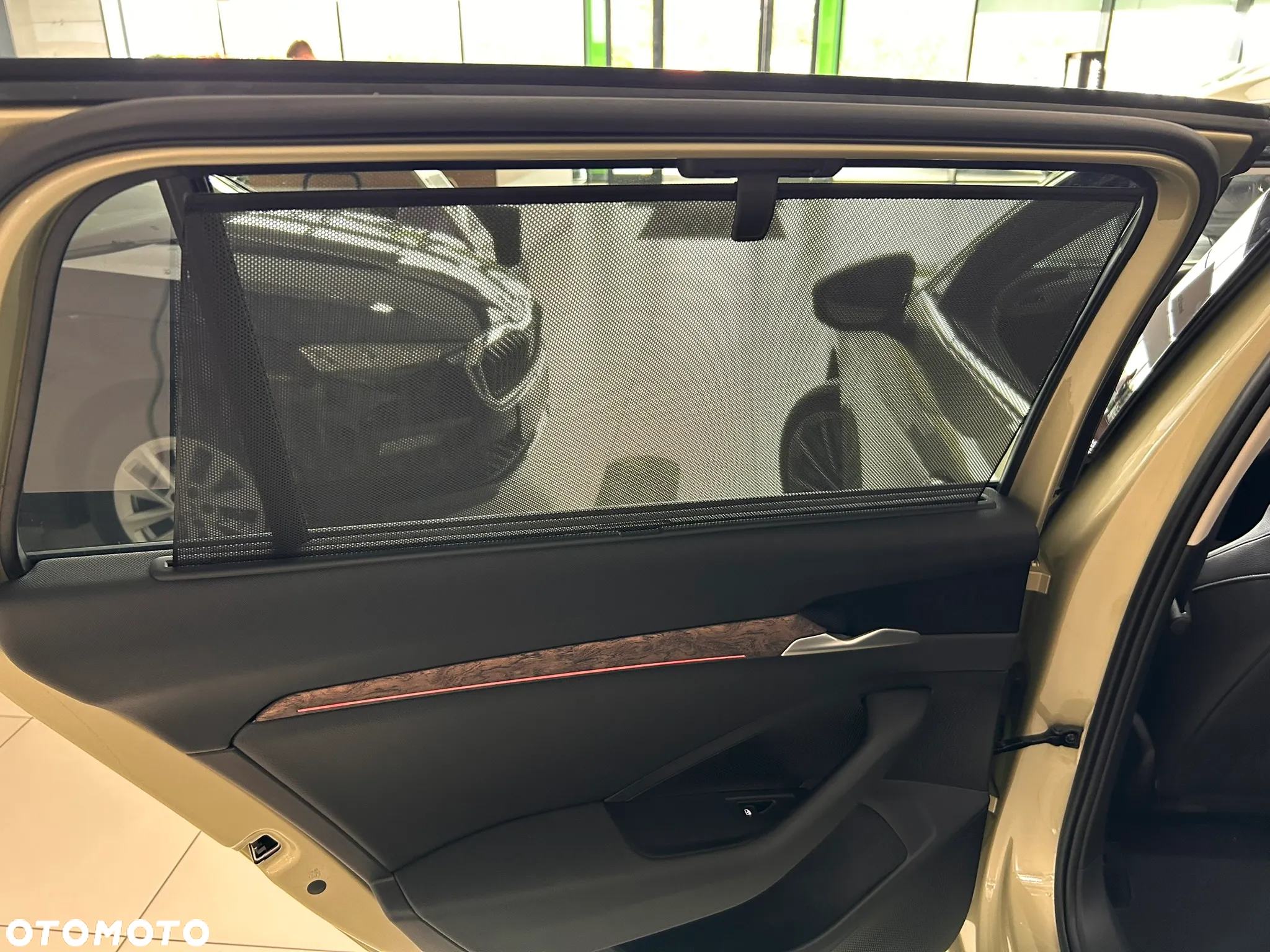 Skoda Superb 2.0 TDI SCR 4x4 L&K DSG - 20