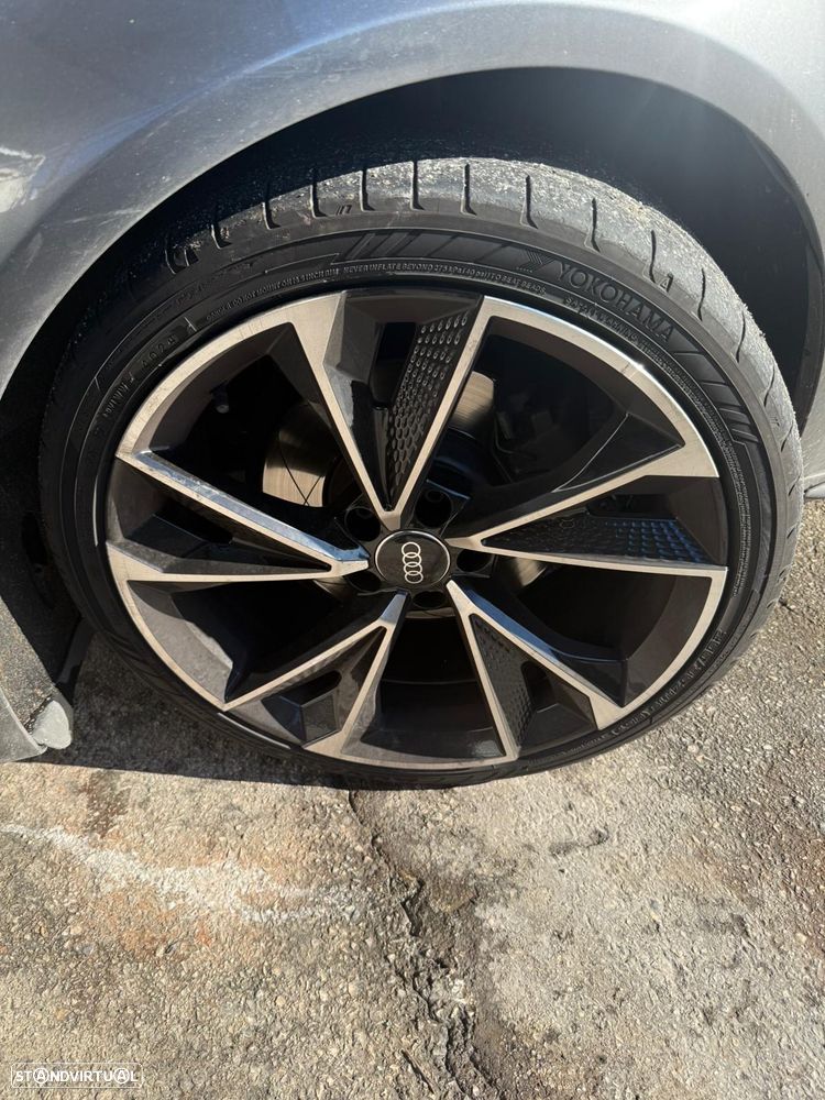 Audi A4 Avant 2.0 TDI quattro S tronic - 9