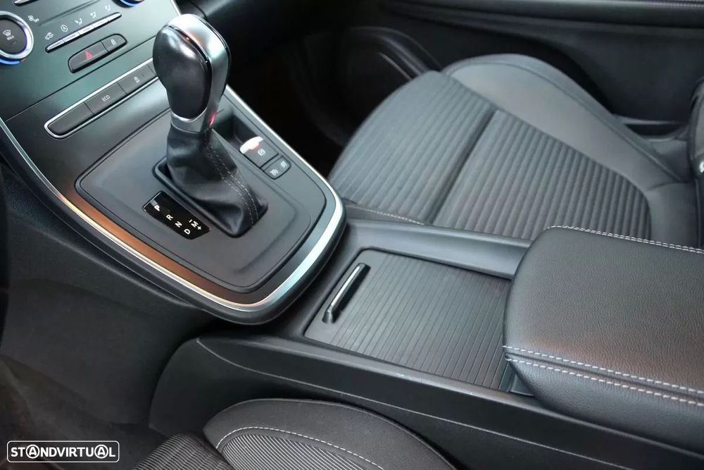 Renault Scénic 1.3 TCe Bose Edition EDC - 27