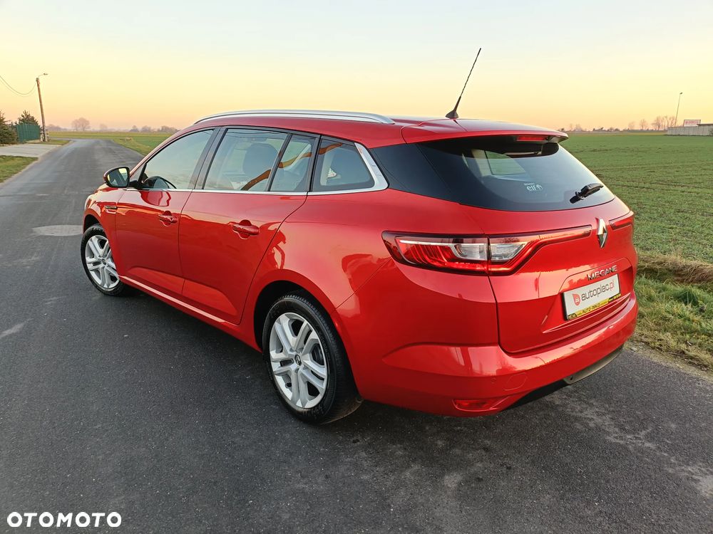 Renault Megane TCe 140 GPF LIMITED - 29