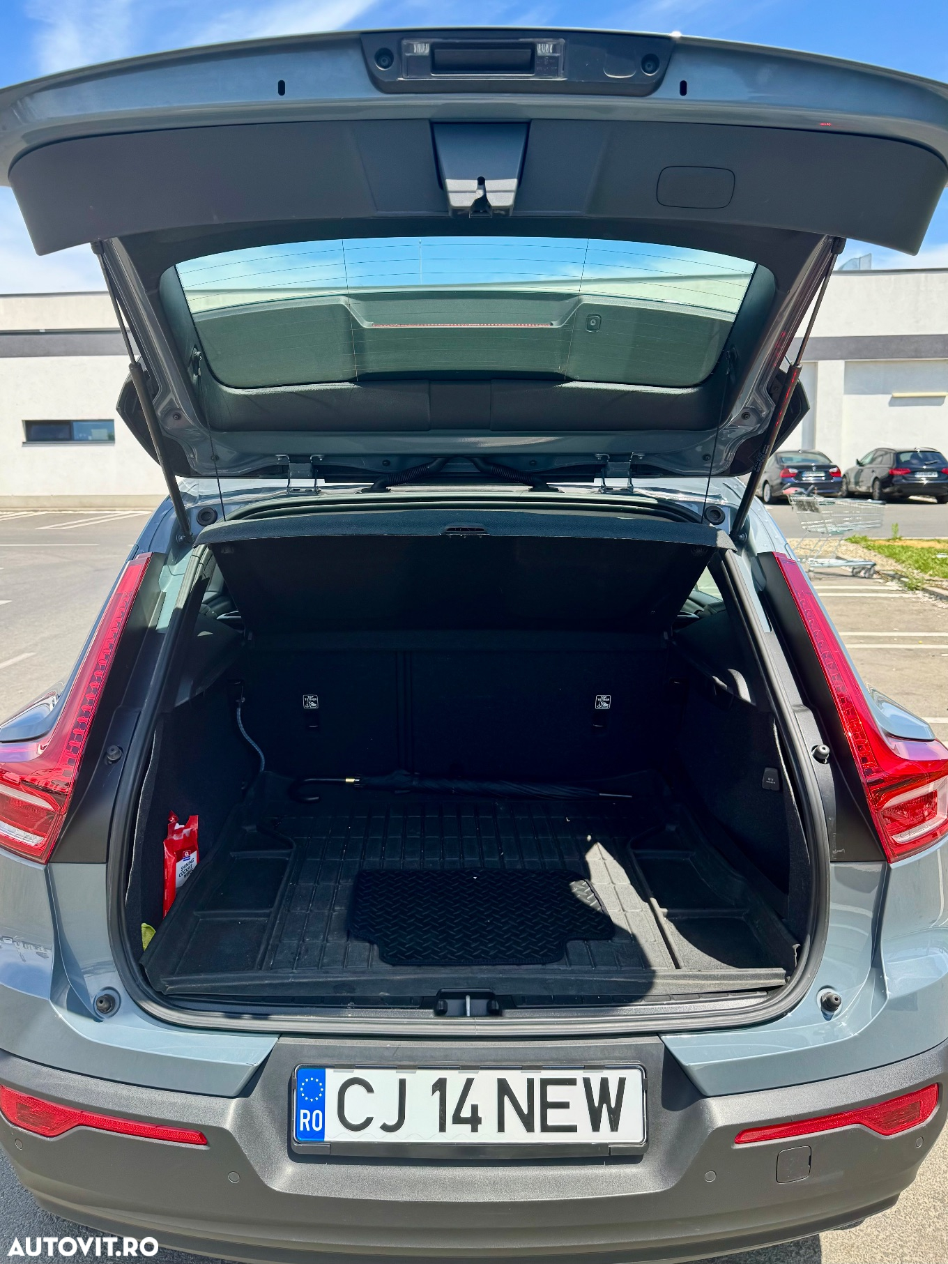 Volvo XC 40 D3 Momentum - 11