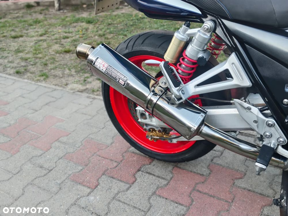 Suzuki GSX - 8