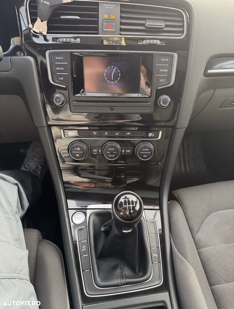 Volkswagen Golf 1.6 TDI BlueMotion Technology Comfortline - 7