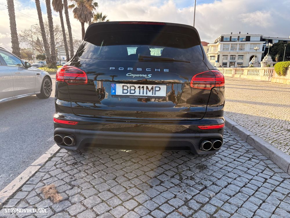Porsche Cayenne S Tiptronic S - 4