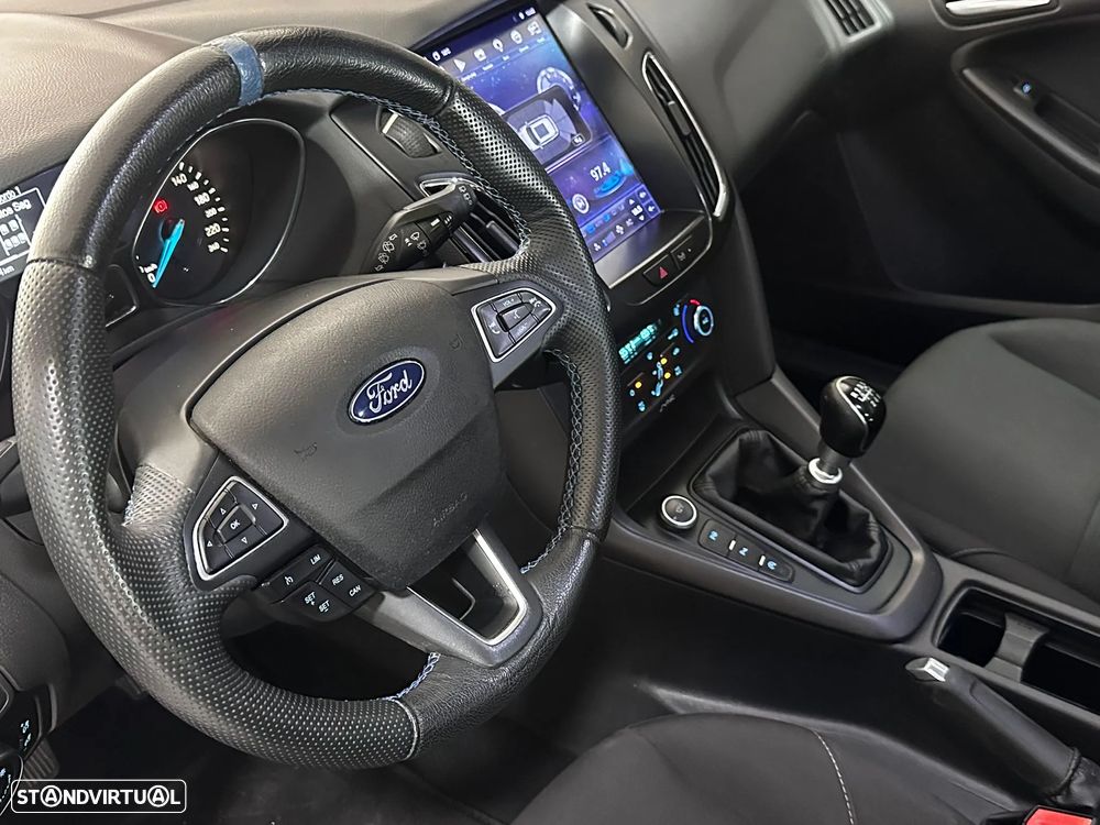 Ford Focus SW 1.5 TDCi Titanium - 10