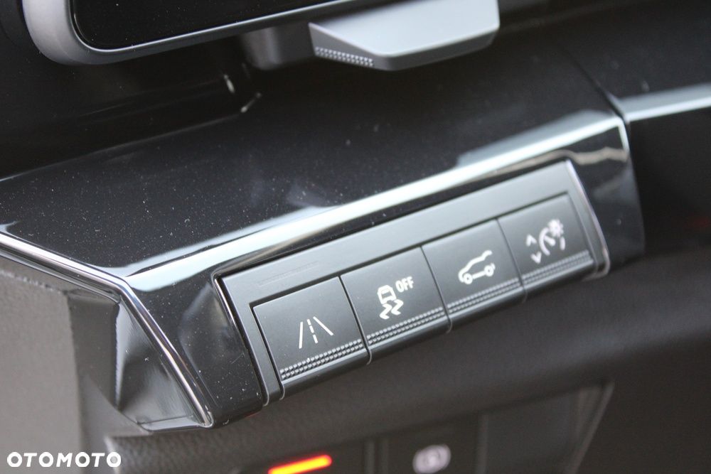 Renault Austral 1.2 E-Tech Full Hybrid 200 Iconic esprit Alpine MMT - 28