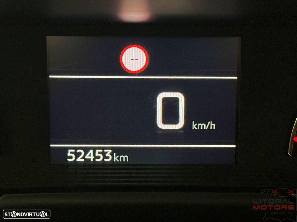 Peugeot 208 1.2 PureTech SE Style - 25