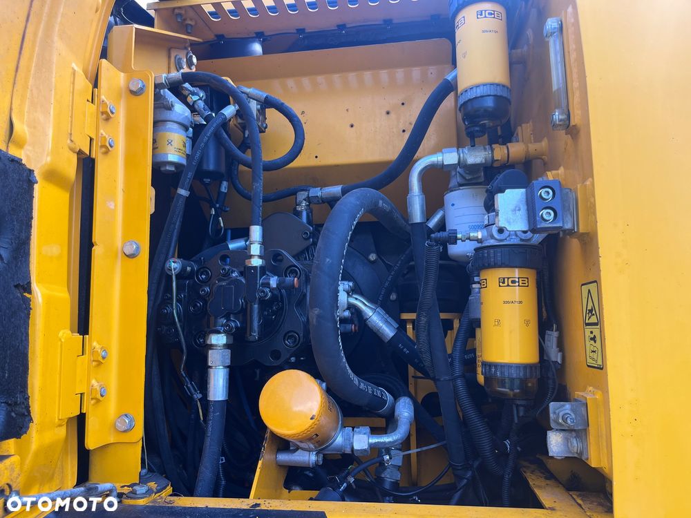 JCB JS 145W - 22
