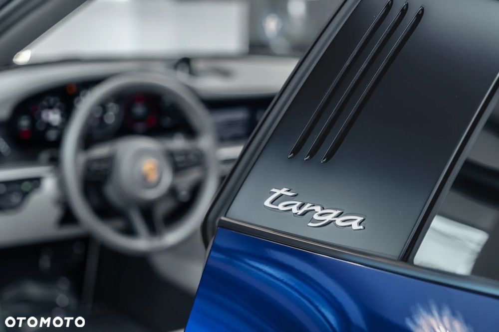 Porsche 911 Targa 4 - 22