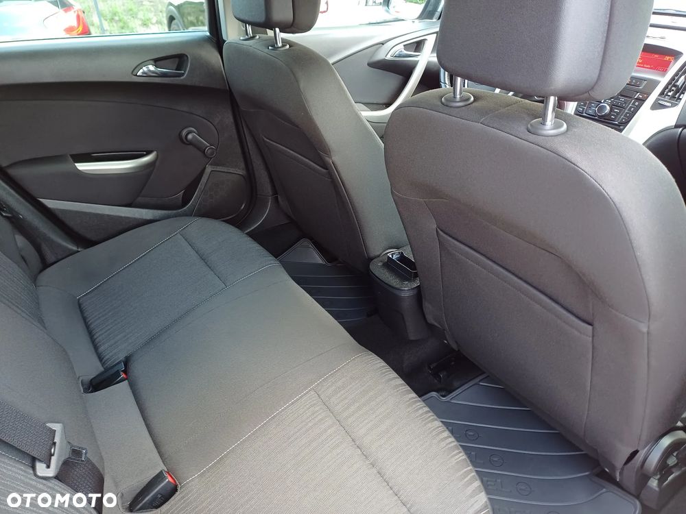 Opel Astra 1.4 Turbo - 9