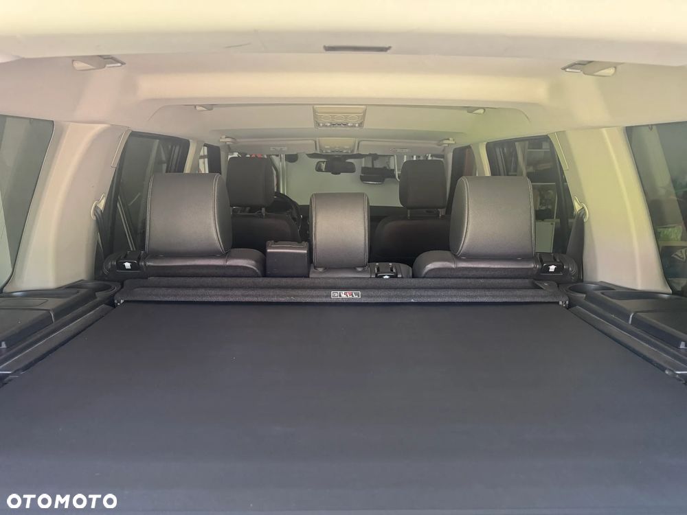 Land Rover Discovery 3.0 SD V6 HSE - 13