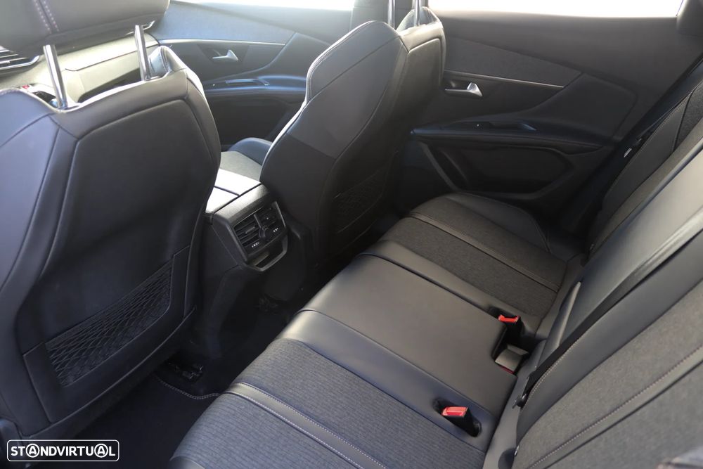 Peugeot 3008 1.5 BlueHDi GT Line - 28