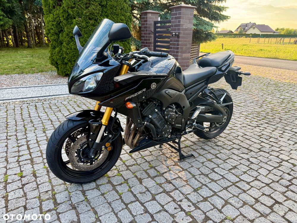 Yamaha FZ8 - 4