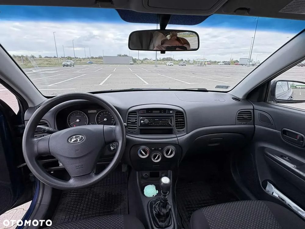 Hyundai Accent 1.4 Comfort - 16