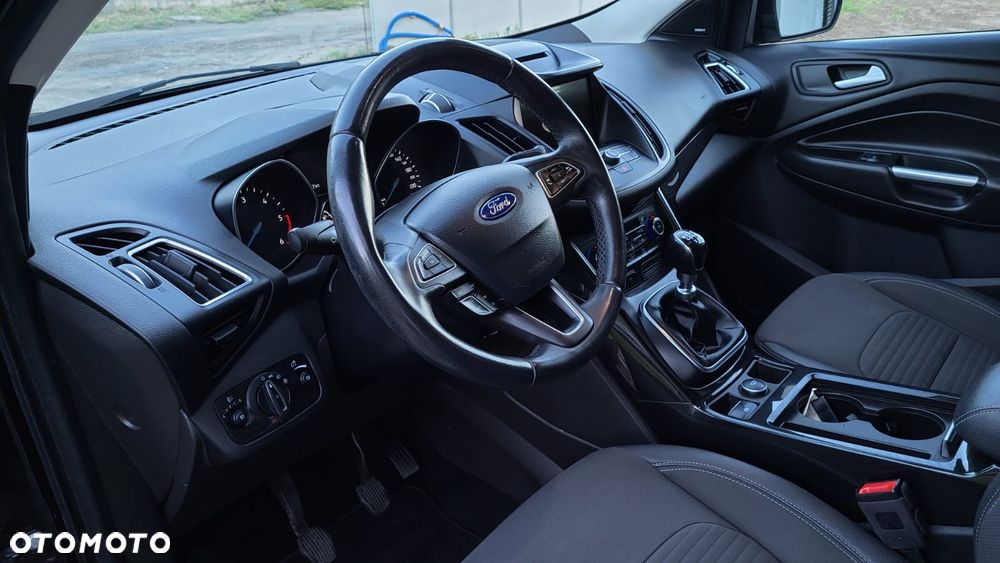 Ford Kuga 2.0 TDCi FWD Titanium - 21