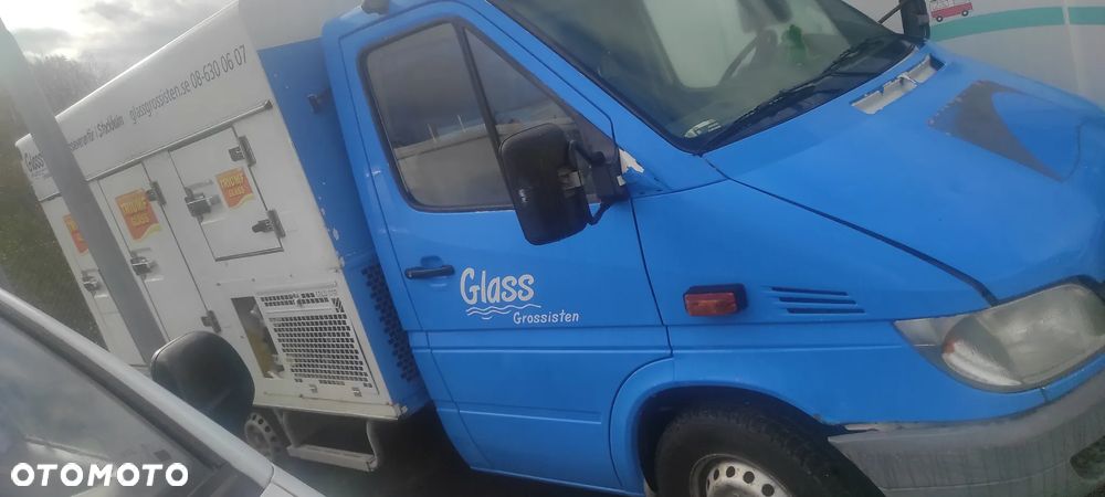 Mercedes-Benz SPRINTER - 4