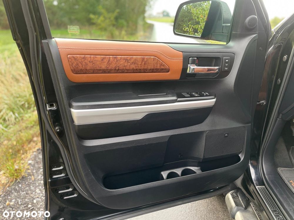 Toyota Tundra - 9