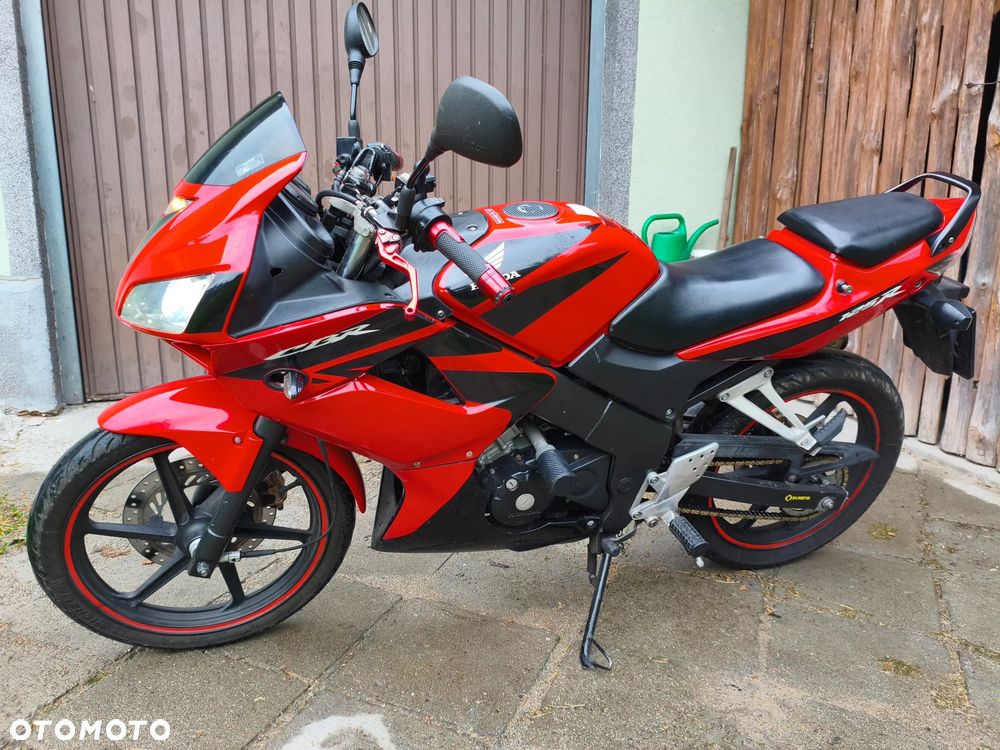Honda CBR - 3