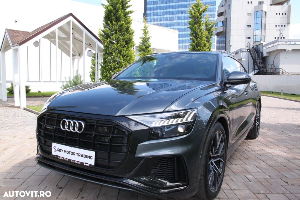 Audi Q8 - 2
