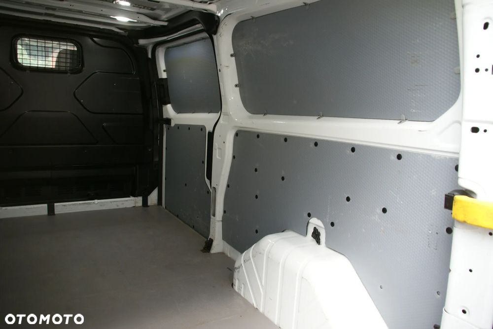 Ford Transit Custom - 16