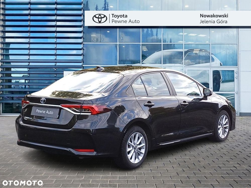 Toyota Corolla - 2