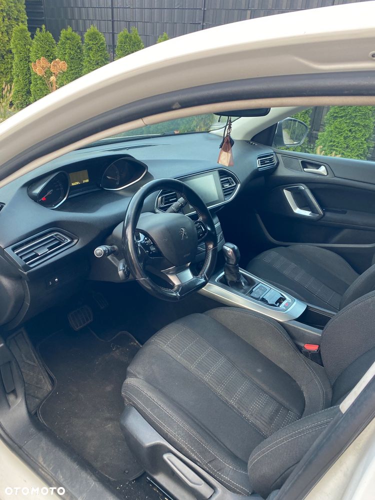 Peugeot 308 1.6 BlueHDi Active S&S - 8
